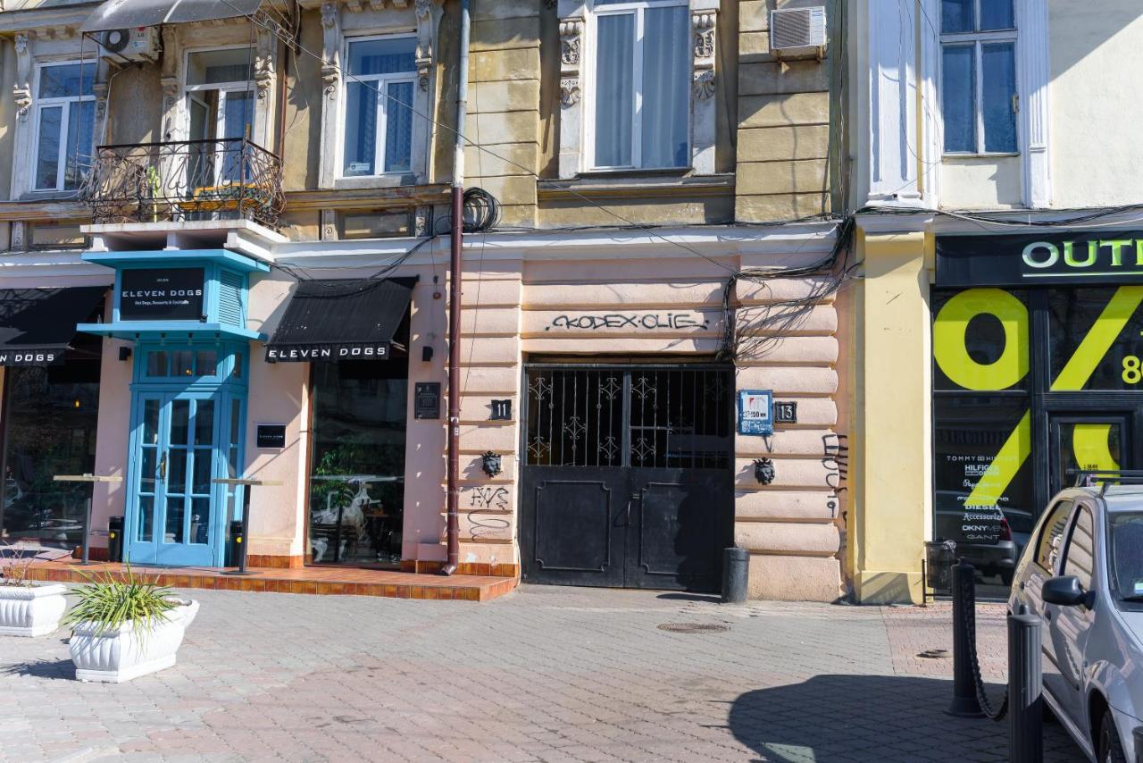 На Дерибасівській 敖德萨 外观 照片